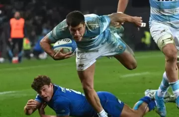 Los Pumas arrasan con Italia: victoria 50-18 en Údine