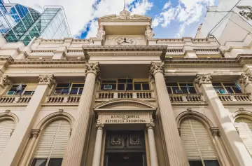 Dieron a conocer una estimación de la inflación y el valor del dólar para diciembre