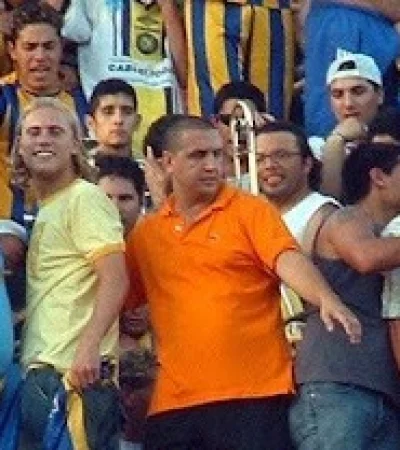 Pillín Bracamonte en la barra Los Guerreros.