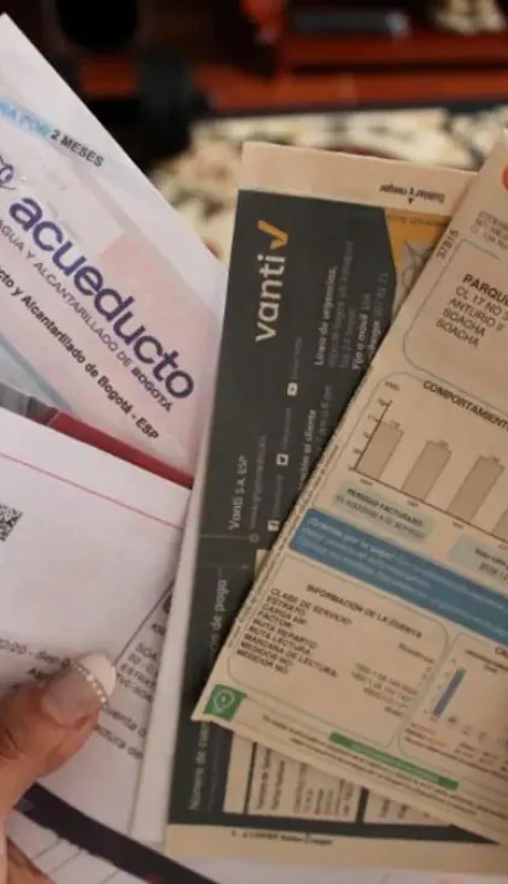 Facturas de servicios públicos.