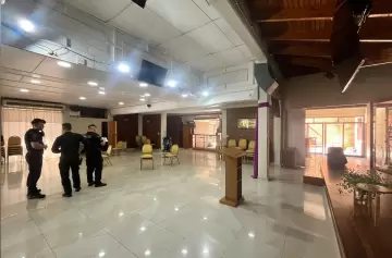 Hubo heridos: Jóvenes generan explosión en iglesia siguiendo un desafío de YouTube