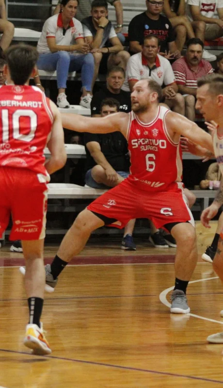 El Naranja no pudo sumar victorias en Santa Fe.