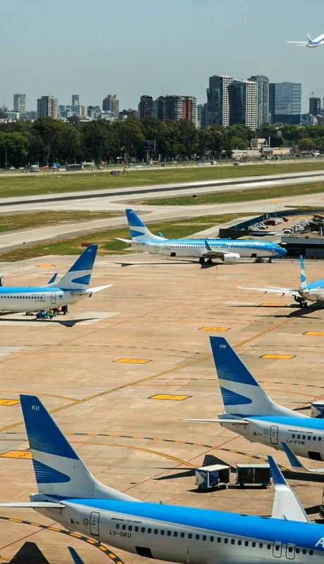 Aerolineas Argentinas.