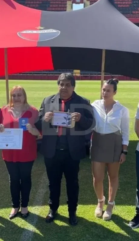 Hugo y Norma se casaron en el Cementerio de los Elefantes.