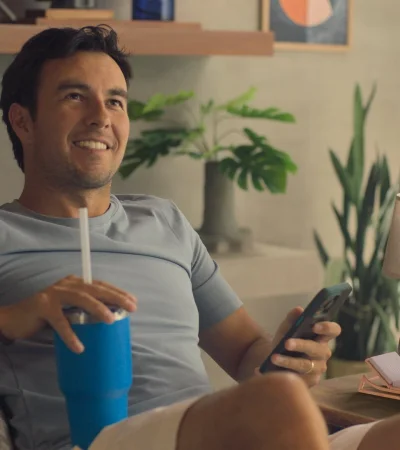 El mexicano desestimó los rumores de su salida de Red Bull