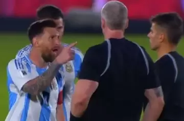Lionel Messi, furioso con el árbitro brasileño Anderson Daronco: "Sos un cagón"