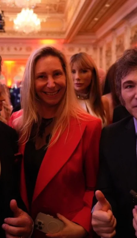 Sylvester Stallone, Karina y Javier Milei.