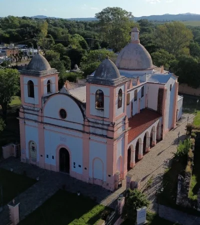 Villa Tulumba fue reconocida con el premio Best Tourism Village, por su belleza y patrimonio cultural.