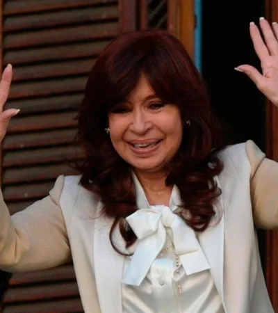 Revelan que CFK cobró $35 millones en un mes, incluyendo un suplemento extra