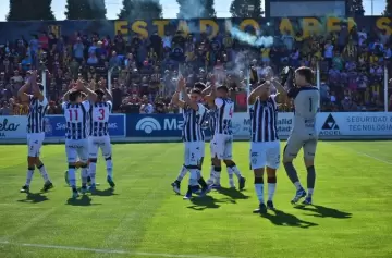 Gimnasia selló su pase a semifinales con la ventaja del partido de ida