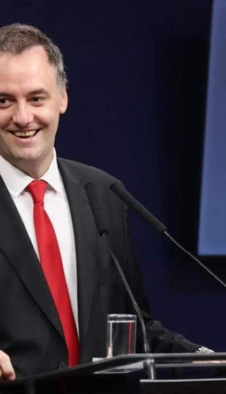 Manuel Adorni, ya no será el vocero presidencial