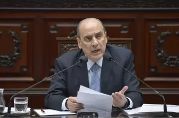 Analizan qué hacer si rechazan el nombramiento de Lijo y García Mansilla