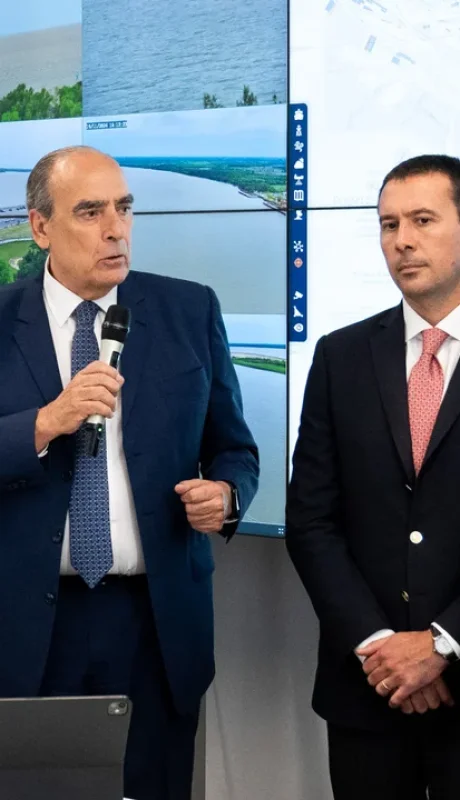 Licitarán la Hidrovía Paraná Paraguay