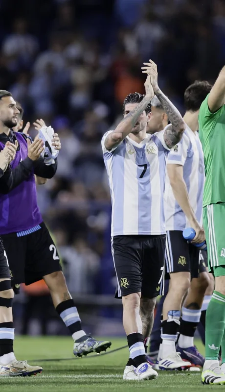 La AFA y Adidas presentaron la nueva camiseta de la Selección Argentina.