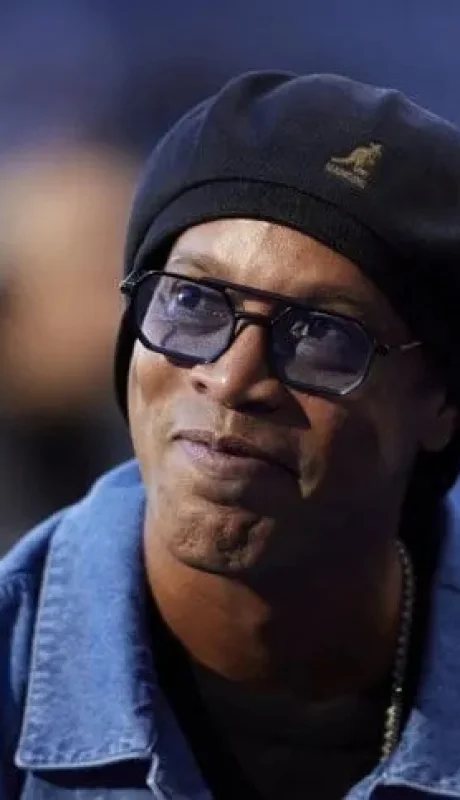 Ronaldinho recibió críticas en redes sociales