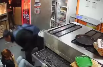 Video: atacada por su exmarido, una mujer recibió 26 puntazos