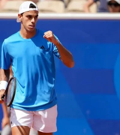 Cerúndolo se prepara para un partido vital ante Ruud