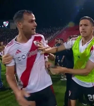 González Pirez fue expulsado tras el escándalo.