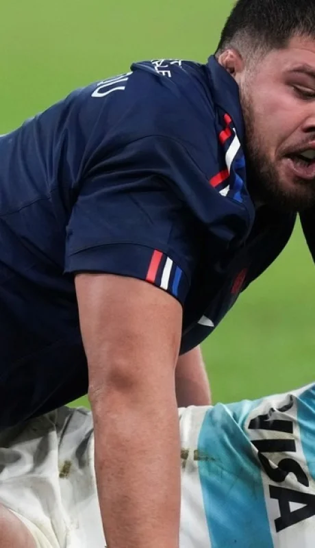 Duro encuentro de Los Pumas en Francia.