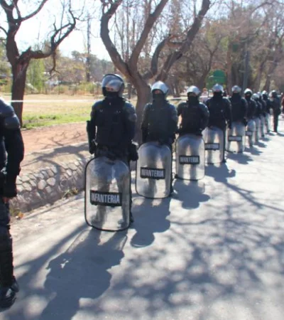 La Policía de Mendoza prepara un gran operativo para los partidos del domingo y lunes próximo.