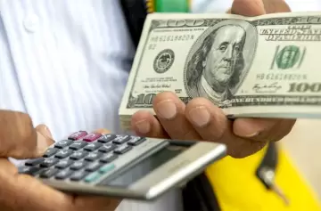 Milei insistió en que el lunes desaparece el Impuesto País