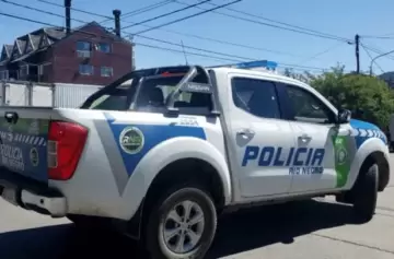 Doble asesinato: hallan los cuerpos con más de 15 disparos dentro de un auto