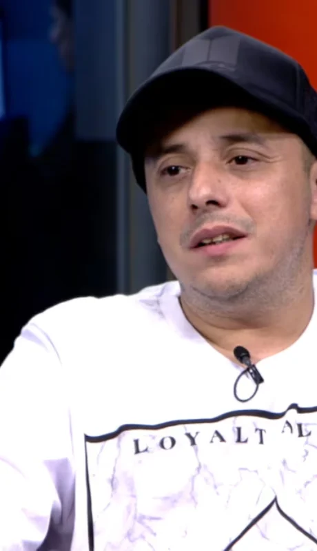 Fue denunciado por los delitos de abuso sexual y extorsión.