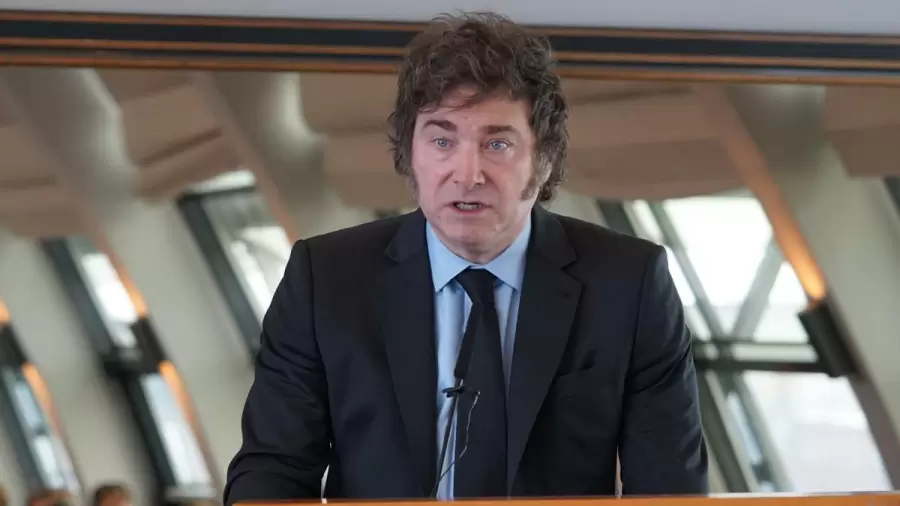 "Si bien no hay razón para desconfiar de los valores, la economía no son números o valores absolutos" (L. Testa)