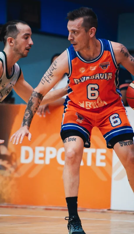 El Naranja mendocino sueña con el título.