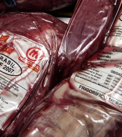 Los sectores cárnicos de Brasil se alzaron en pie de guerra contra la corporación francesa de alimentos.
