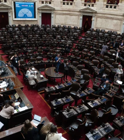 "Hace años que la dirigencia está cuestionada, y defiende al sindicalismo argentino. No han llevado a buen puerto a los trabajadores" (V. Razzini)
