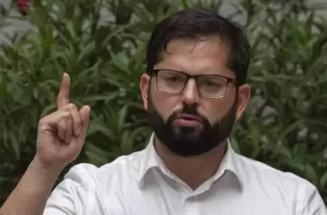 Escándalo en Chile: acusan a Boric de acoso sexual, pero su defensa contraataca