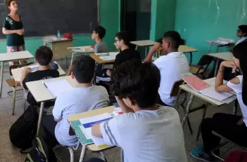La DGE responde a los padres de estudiantes que se quedaron sin banco