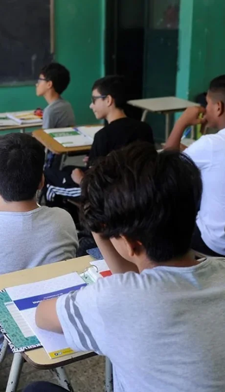 Participaron 10.228 estudiantes, pero los bancos asignados apenas alcanzaban a los 8.183.