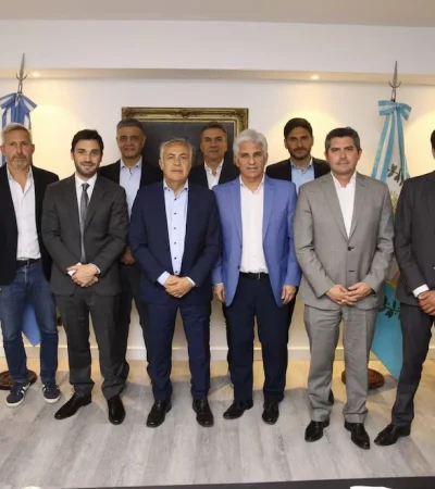 Gobernadores dialoguistas