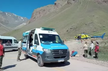 Dramático rescate de un andinista italiano en el Nido de Cóndores