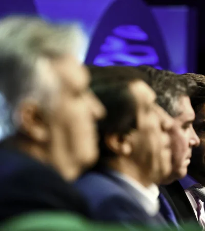 Gobernadores en la UIA.