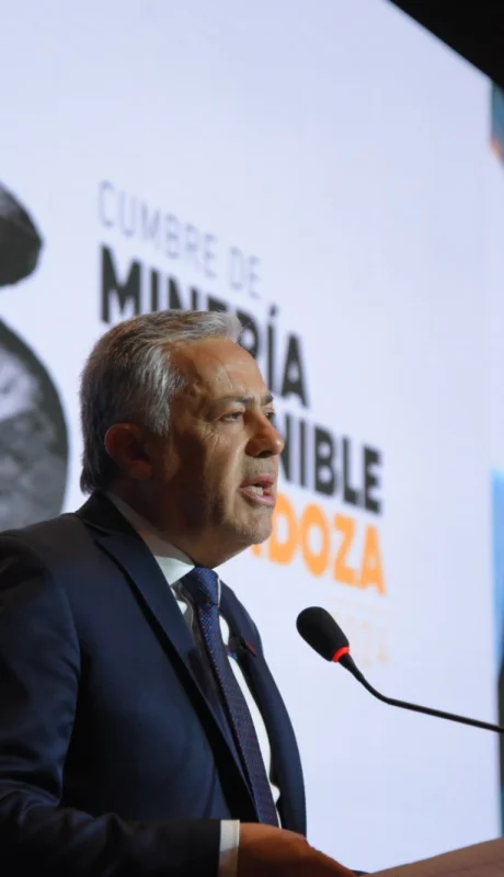 Gobernador de Mendoza Alfredo Cornejo.