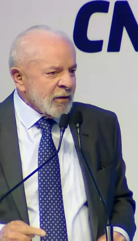 Lula le restó importancia a la oposición francesa y dijo que el acuerdo debe firmarse.