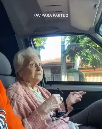 La abuela que busca a Jorge de Moreno.
