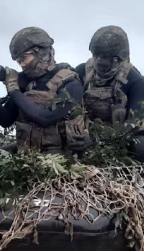 Imagen de un bote durante el ejercicio militar "Soberanía" en el Río Paraná.