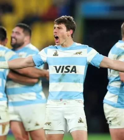 El mendocino finalizó su contrato en Inglaterra.