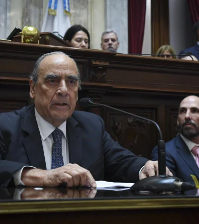 Francos brindará el informe de gestión este miércoles en la Cámara de Diputados.