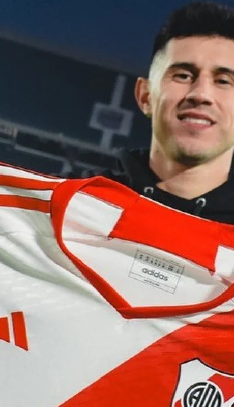 Adam Bareiro volvió a River ¿Se queda?