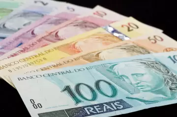 Brasil: el dólar superó los 6 reales y le mete presión al atraso cambiario en Argentina
