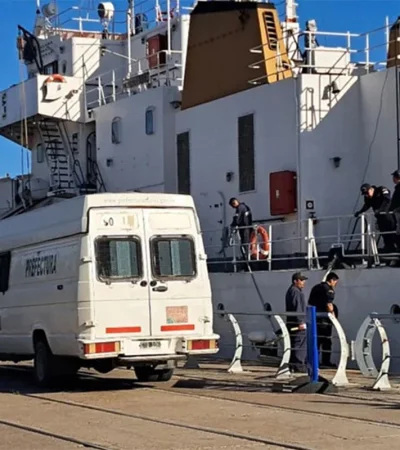 El hecho causó conmoción en el puerto Ingeniero White. (Foto: web)