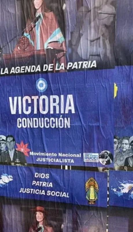 Los polémicos afiches