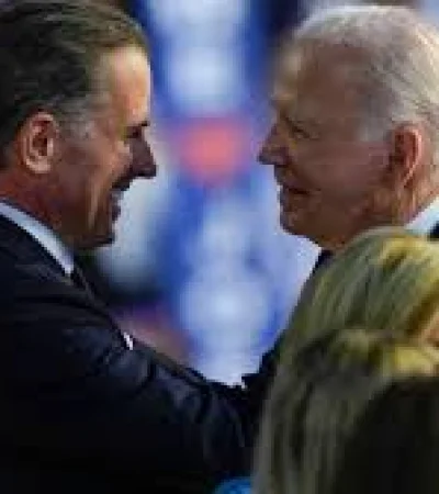 Hunter Biden y Joe Biden.
