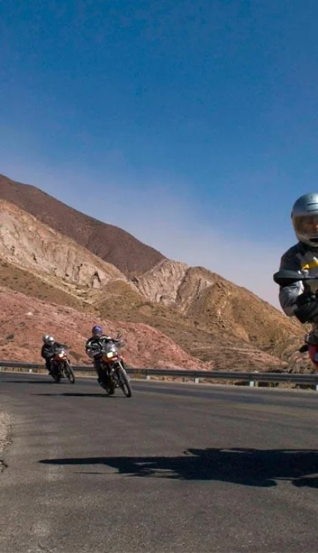 Motoqueros: el paisaje está servido.