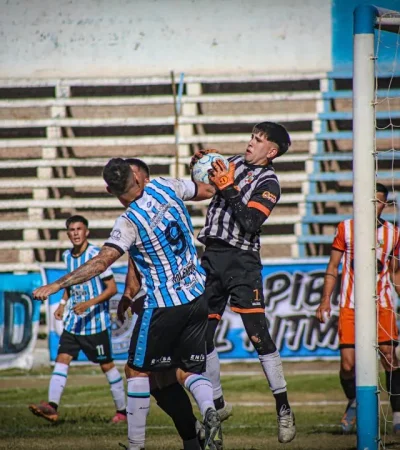 Argentino jugó ante La Punta